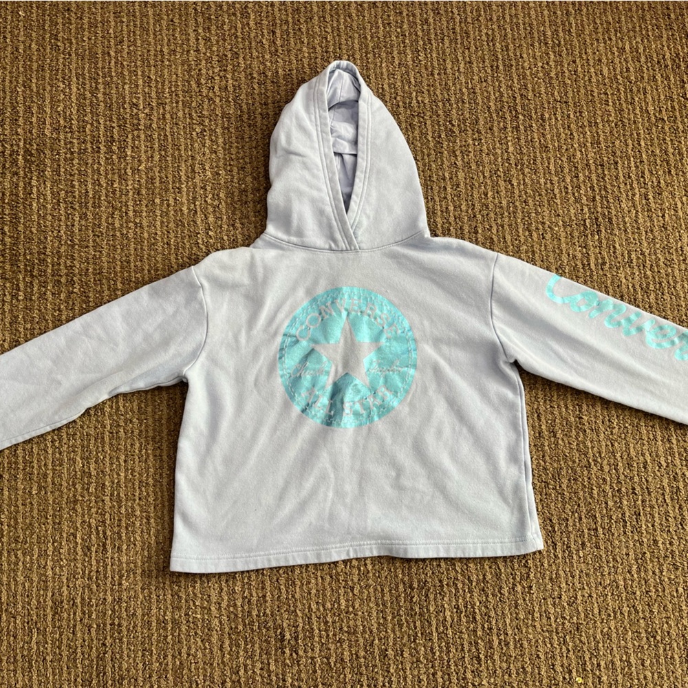 Converse cropped hoodie. Size girl XL.
